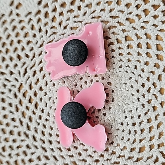 Sanrio Characters crock charms set of 2. New - Picture 2 of 2